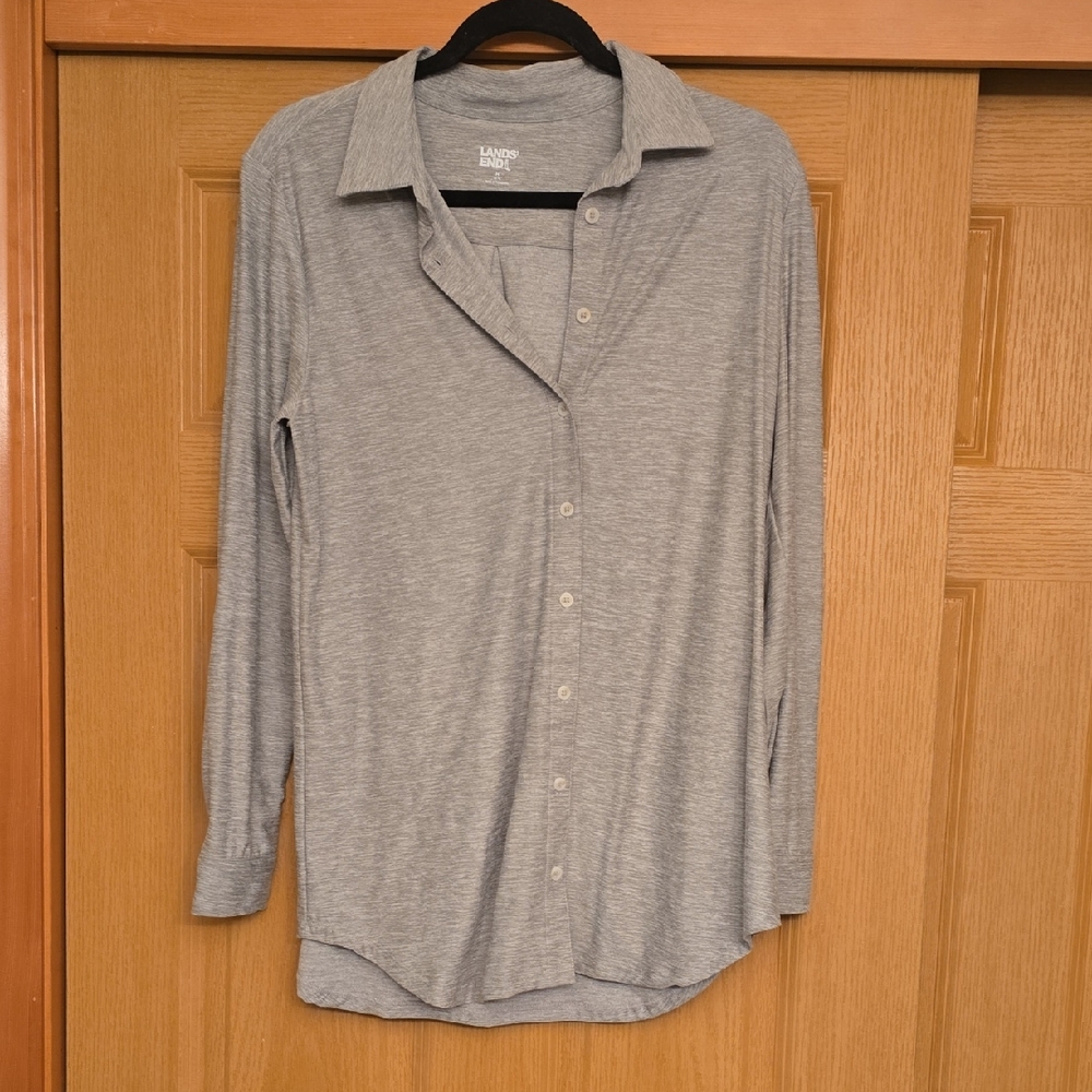 Lands' End Stretchy And Super Comfortable Button Up - Picture 1 of 7